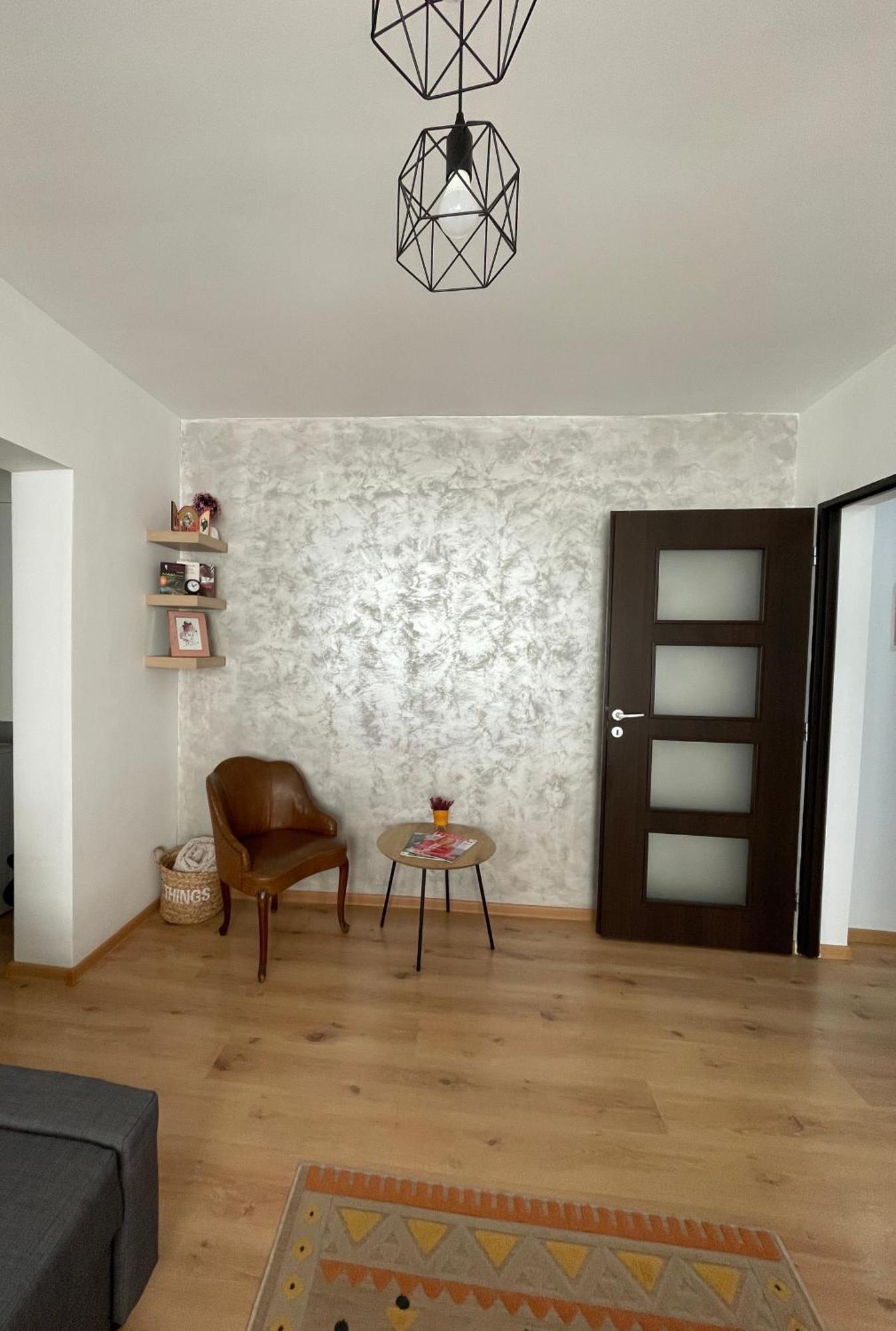 Apartament Cina Husi Buitenkant foto